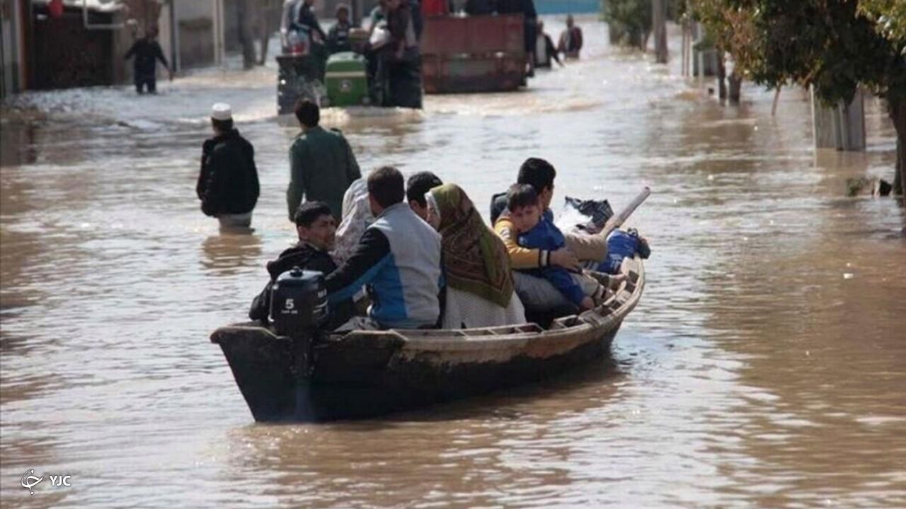 کمپین جمع‌آوری کمک‌های مردمی برای سیل‌زدگان سیستان در سردشت راه‌اندازی شد