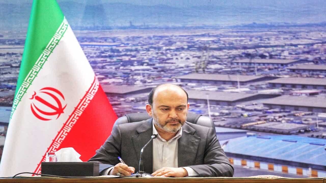  شرکت‌های فولادی برای سرمایه‌گذاری در بنادر نسل سه هرمزگان اقدام کنند