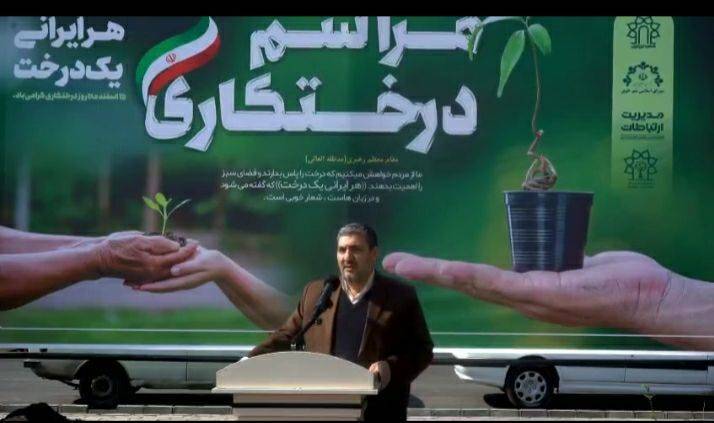 احداث اولین آبنمای موزیکال استان در باغ دلگشای خوی