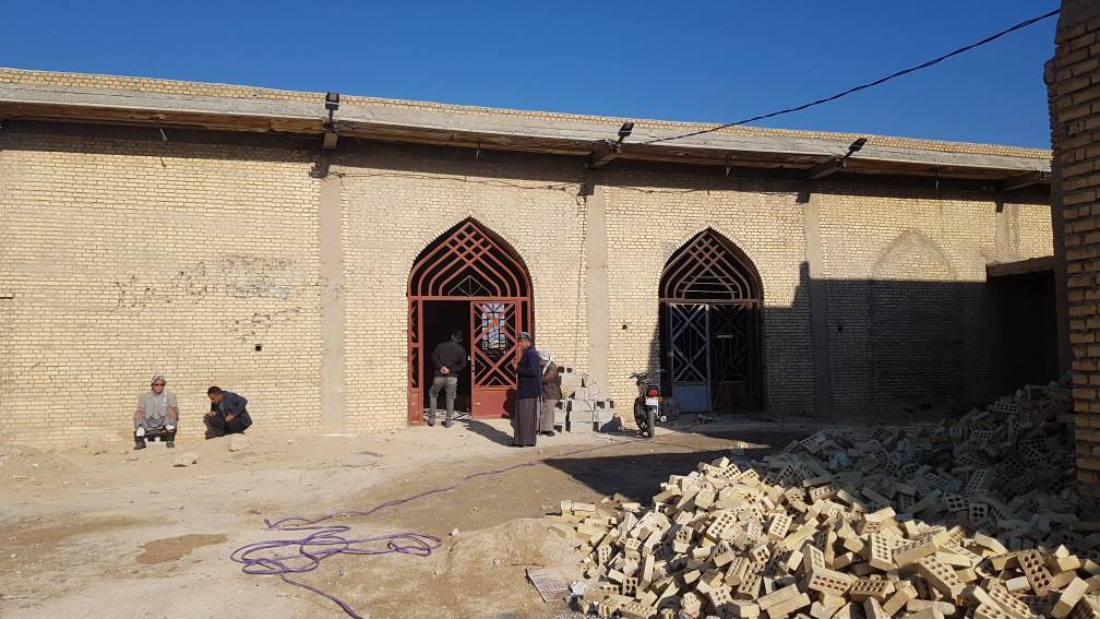 مسجد نیمه کاره