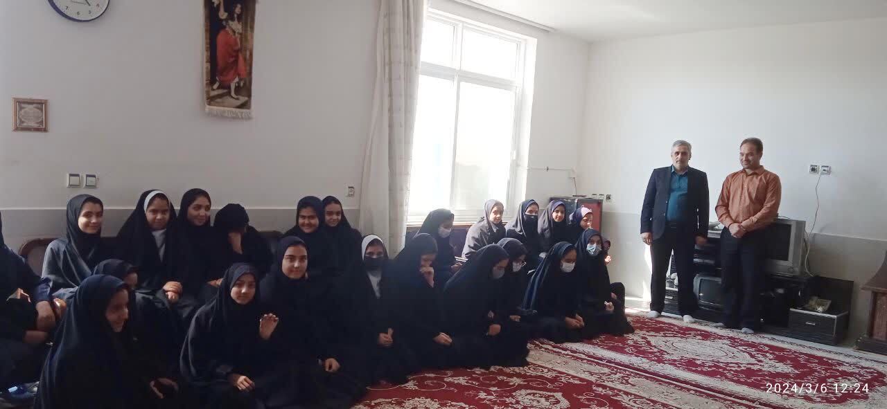 حضور دانش آموزان