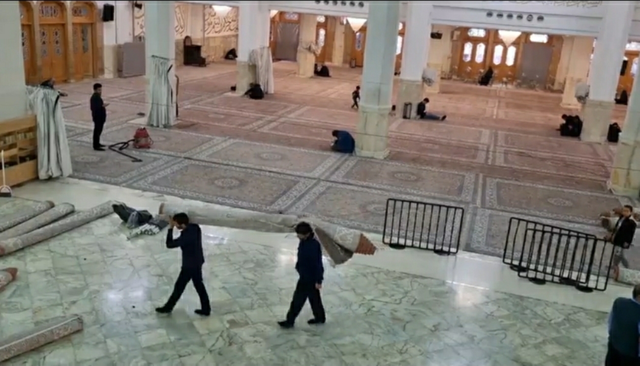 غبار روبی آستان مقدس حضرت معصومه(س)در آستانه ماه خدا+ فیلم
