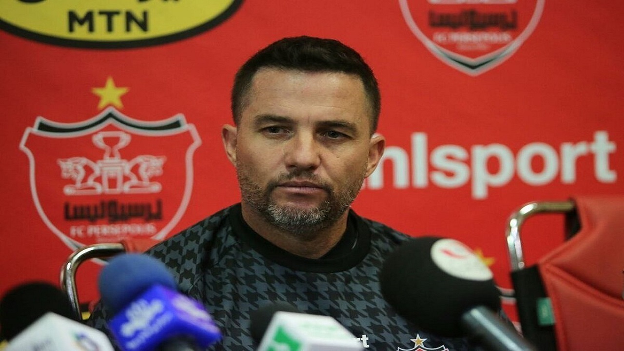 اوسمار: پرسپولیس با حمایت هوادارانش قوی‌تر می‌شود/ باید تاریخ دربی زودتر مشخص شود
