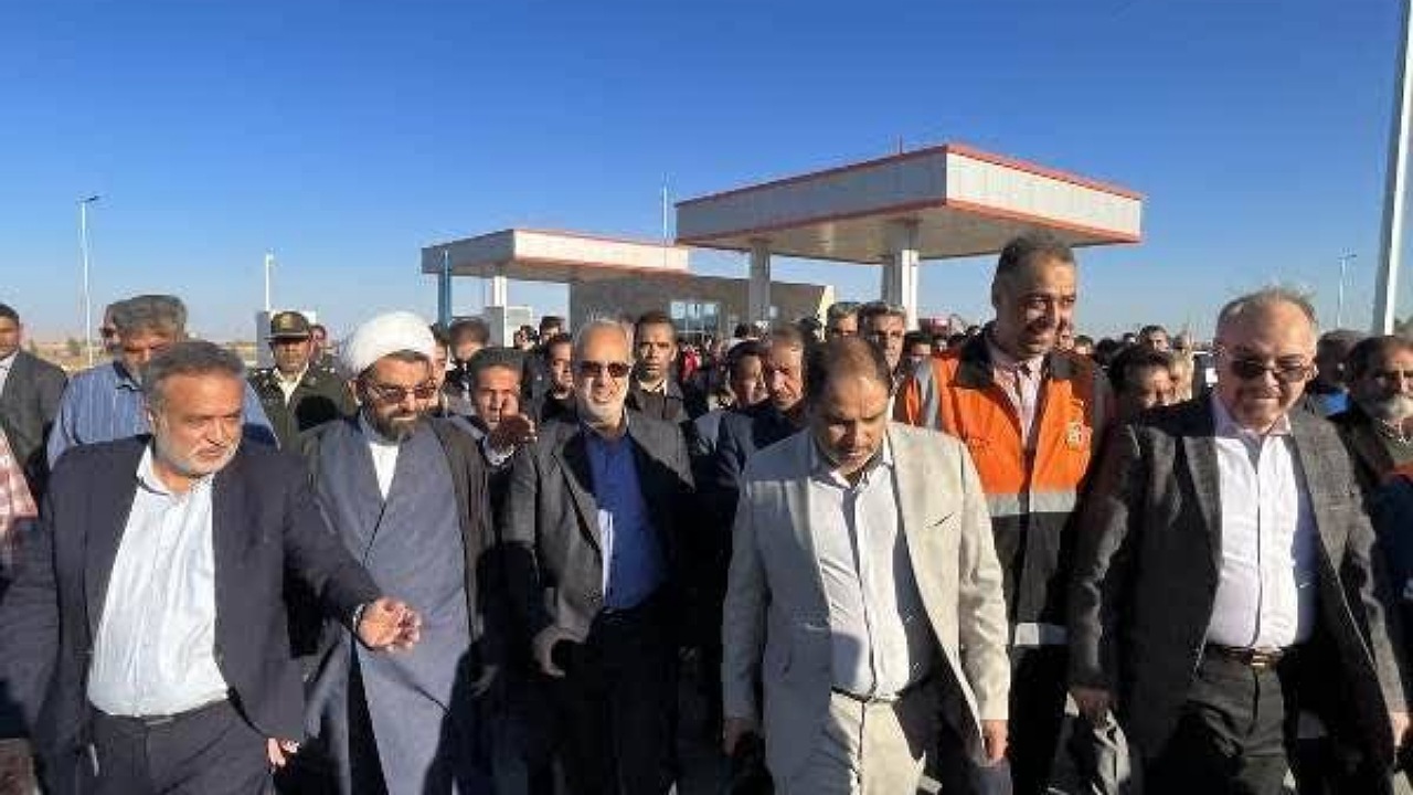 کلنگ‌زنی نصب ۱۲۲ سامانه حمل و نقل هوشمند جاده‌ای 