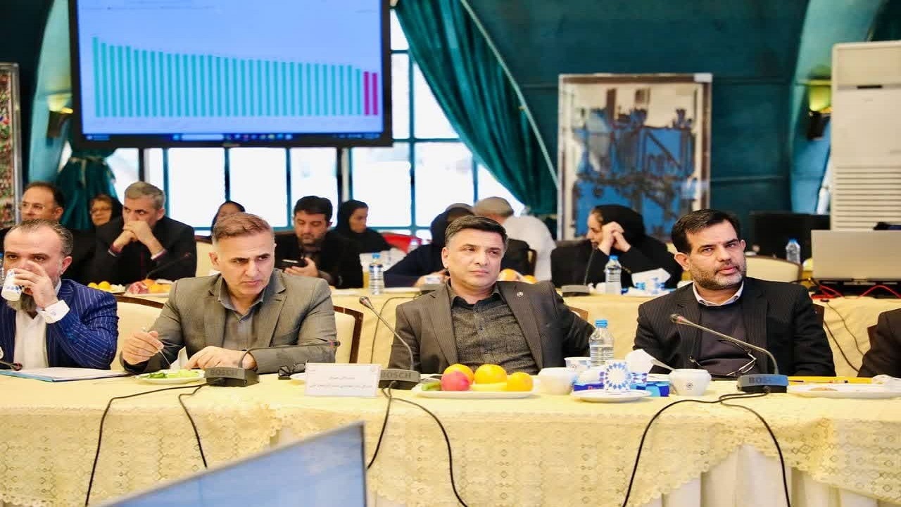 راه و شهرسازی آذربایجان‌غربی اول شد