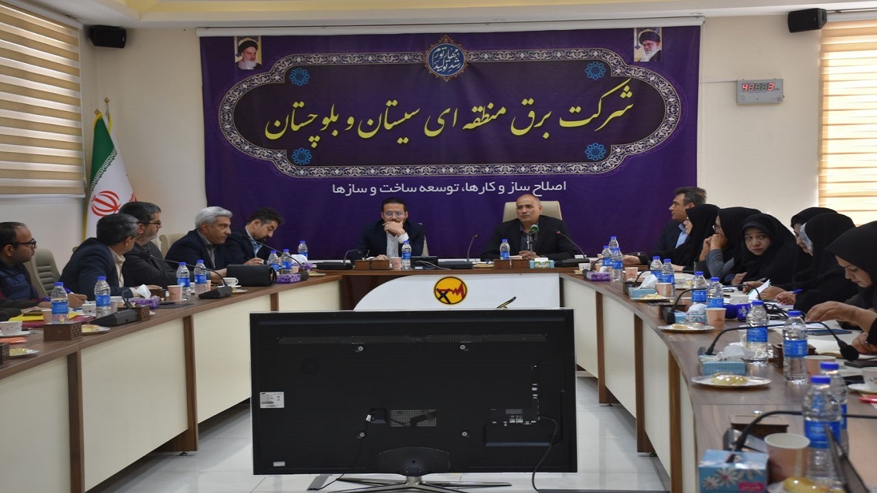 ۷ پروژه حیاتی انتقال برق درسیستان و بلوچستان باید اجرا شود