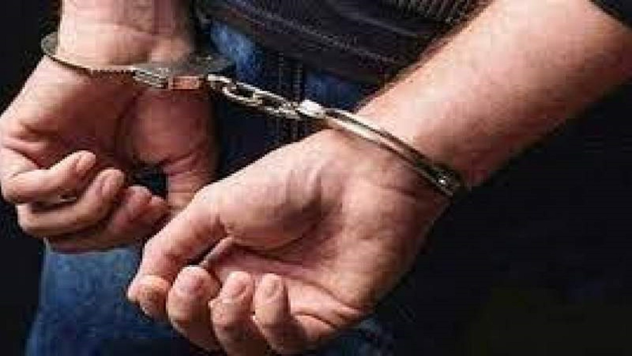 دستگیری کارگر اخراجی به علت سرقت