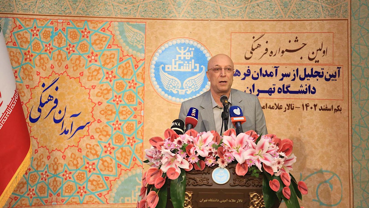 نهادینه کردن فرهنگ سالم از طریق دانش آموختگان عاقل دانشگاهی، بسیار اهمیت دارد