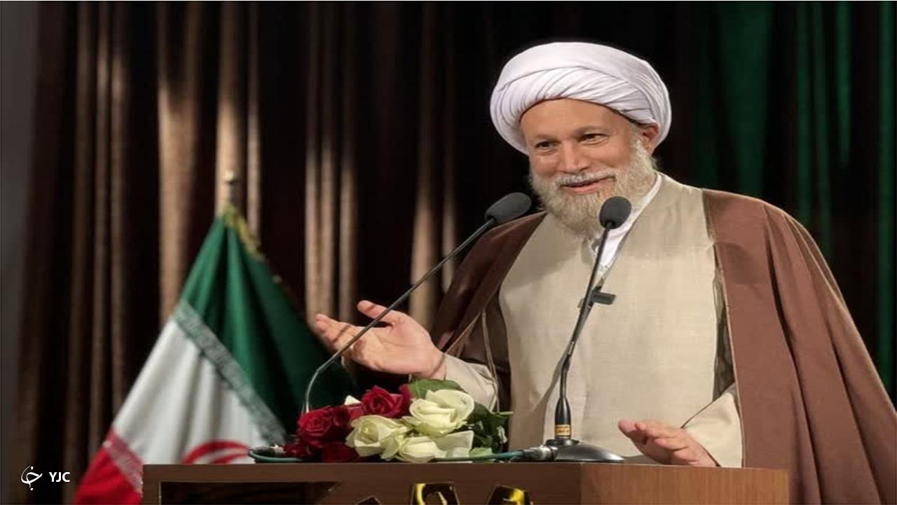 وحدت نیرو‌های انقلابی عزت و عظمت ایران اسلامی را در پی دارد