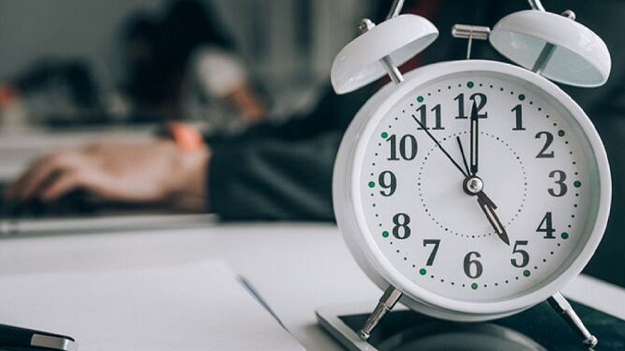 ساعت کاری کارکنان ادارات در ماه رمضان اعلام شد