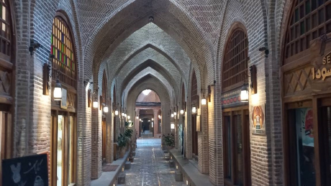 نگاهی به آثار به جامانده از دوران قاجاریه در قزوین به روایت تصویر