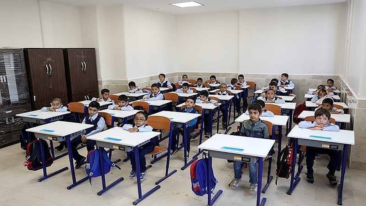 دانش آموزان تا چندم اسفند باید به مدرسه بروند؟