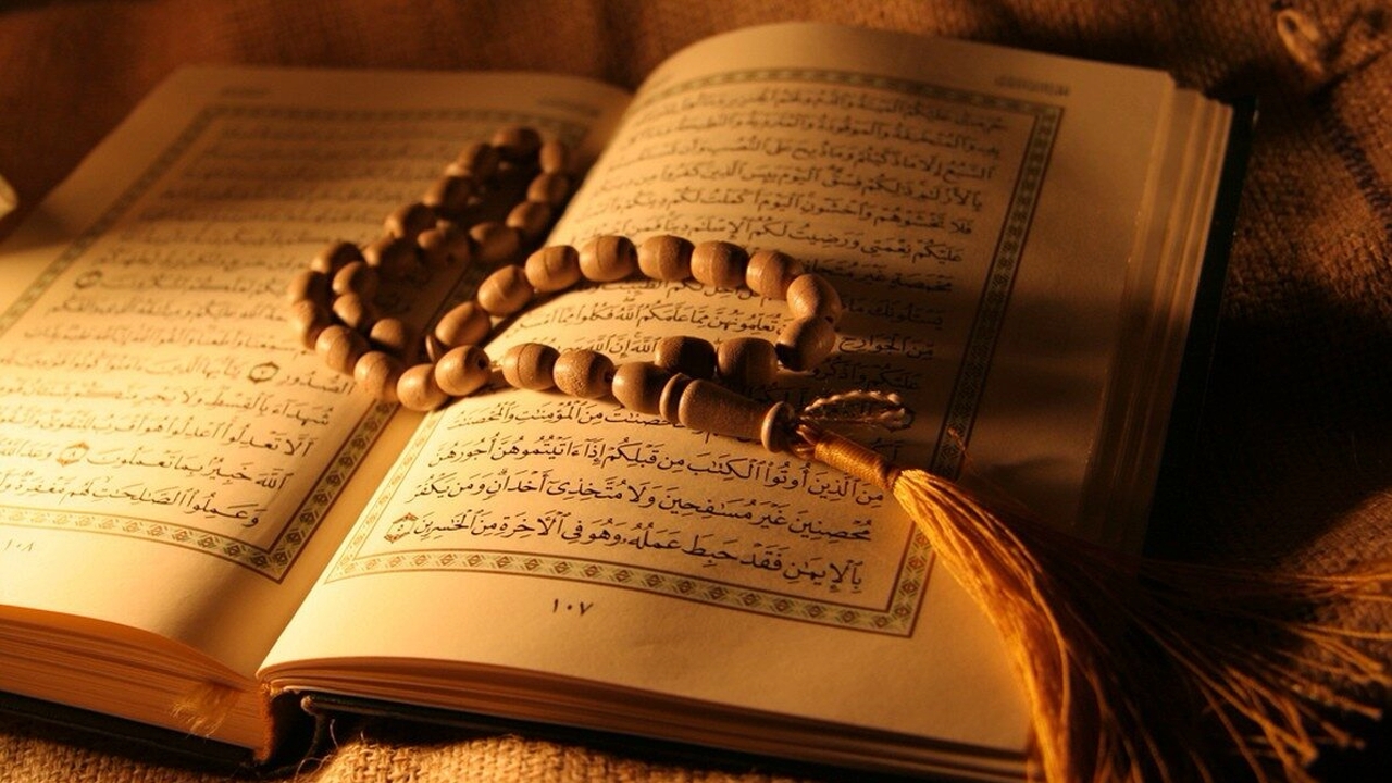 چرا در قرآن به استفاده از غذاهای طیب تأکید شده است؟