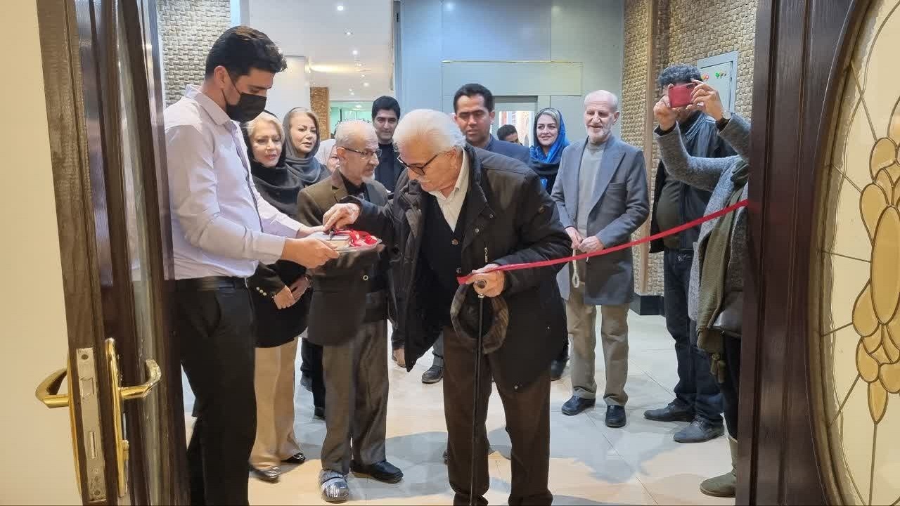 برپایی نمایشگاه نقاشی « شمعدانی‎ ها» در سنندج