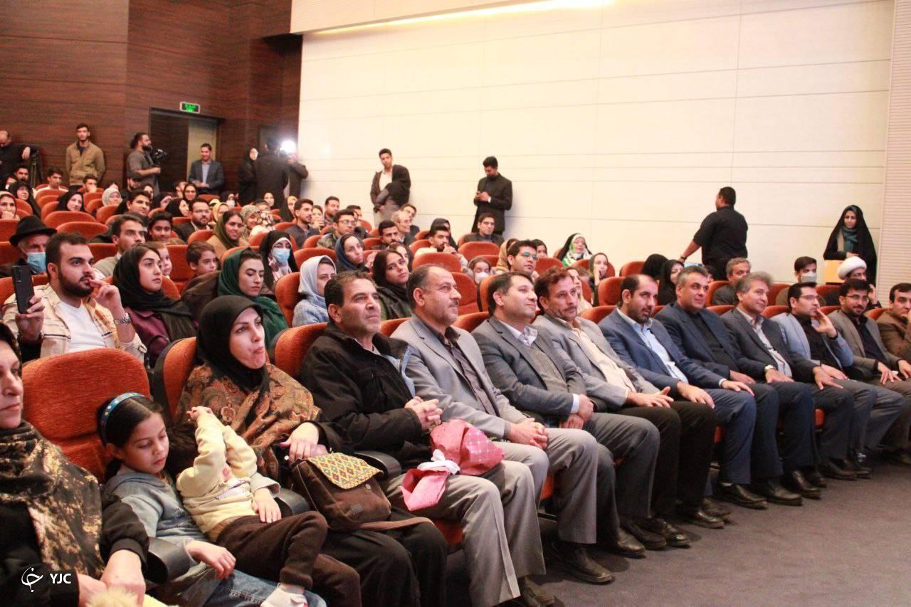 آیین تجلیل از جوانان برتر استان کرمان