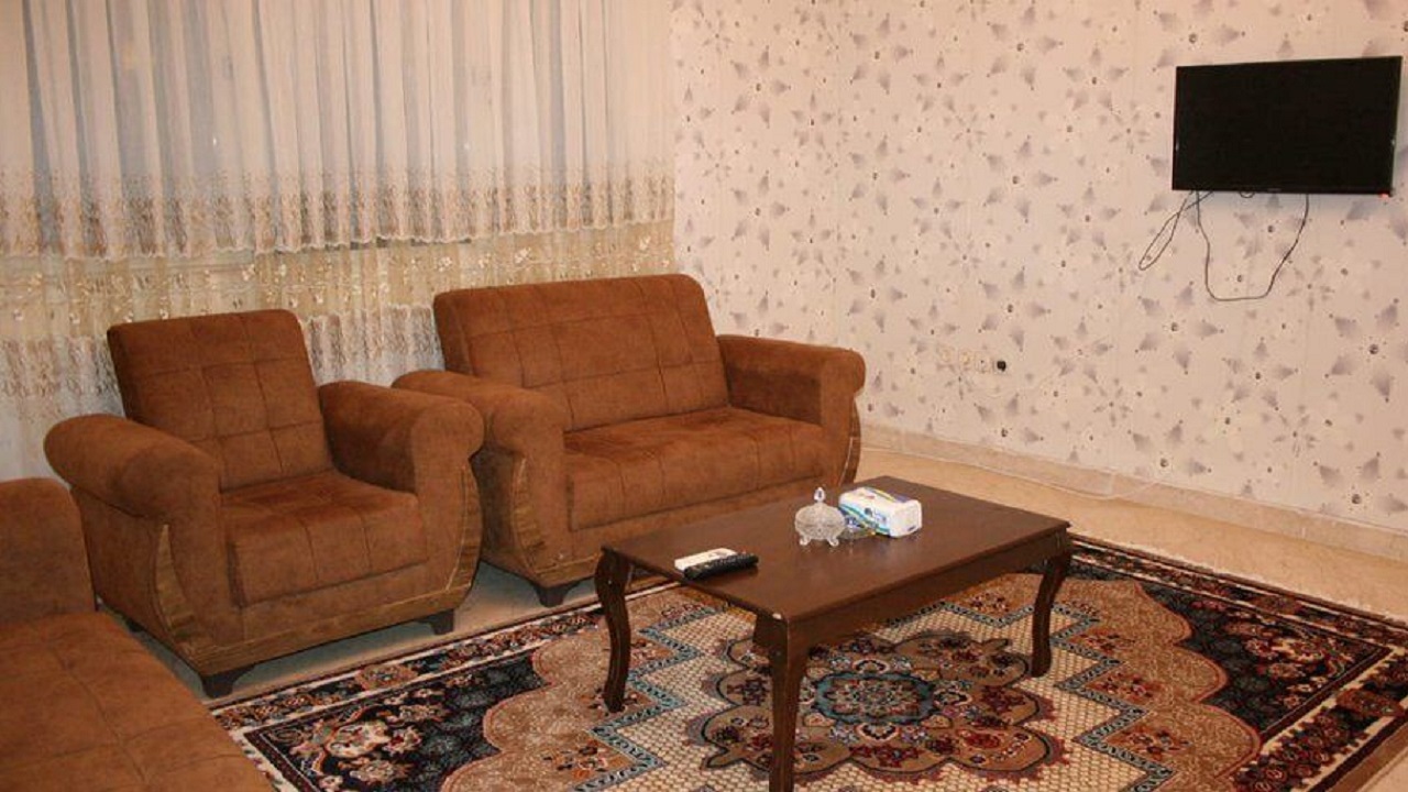 مسافرین از اسکان در خانه‌های شخصی بدون مجوز خودداری کنند