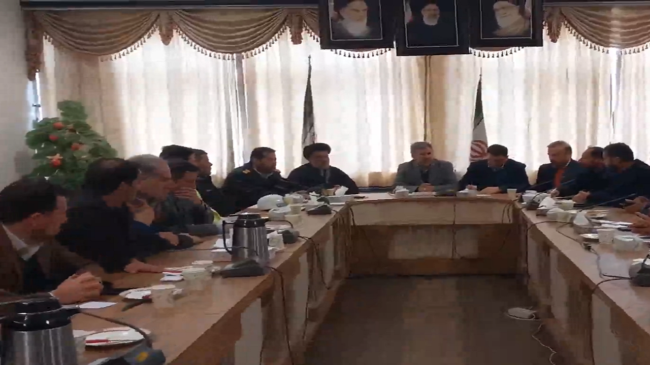 برگزاری جلسه مشترک ستاد خدمات سفر و کارگروه میراث فرهنگی و گردشگری در هریس