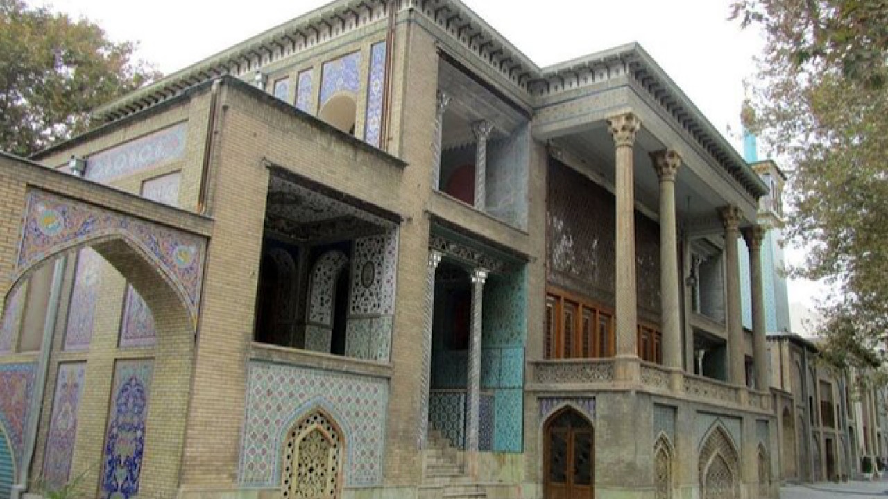 درب تکیه دولت در نوروز ۱۴۰۳ برای گردشگران کاخ گلستان بازگشایی می‌شود