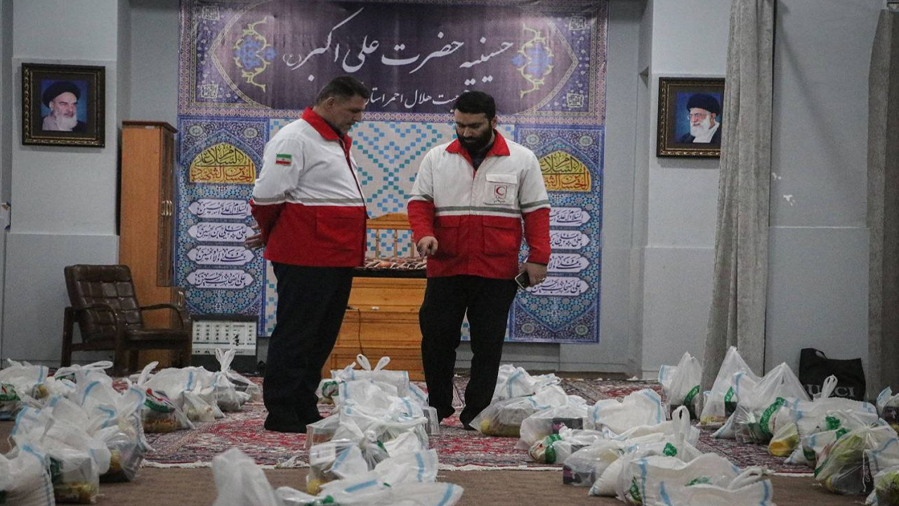 آغاز پویش هلال رحمت در گلستان با آماده سازی ۲۰۰ بسته معیشتی