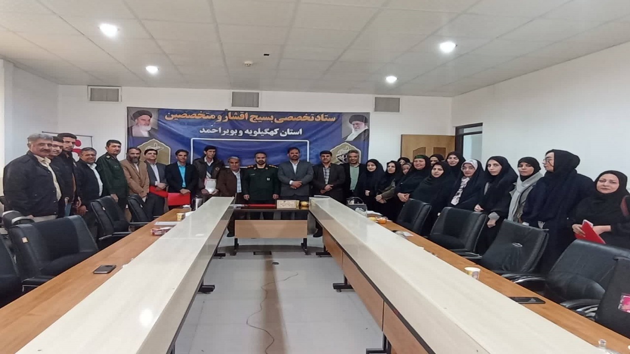 تجلیل از هنرمندان برتر حوزه صنایع دستی در کهگیلویه و بویراحمد