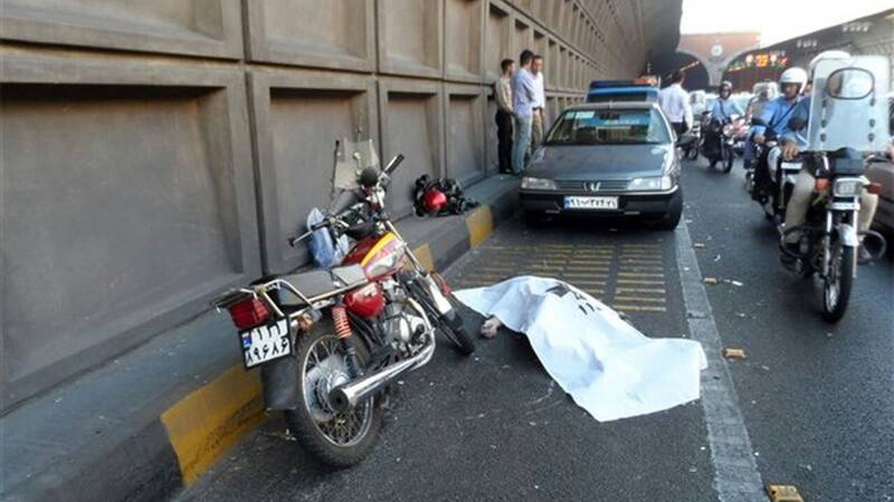 ورود غیرمجاز موتورسواران به تونل توحید حادثه آفرید