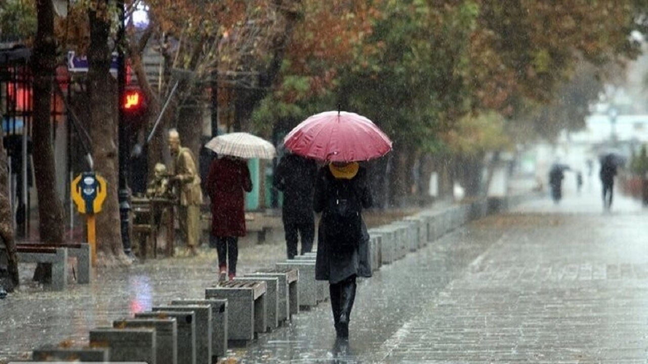 بارش ۲۲ میلیمتری باران در نهاوند