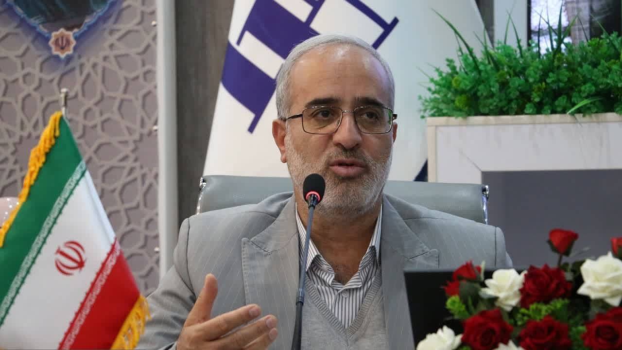باید میزان تردد در جاده‌ها رصد شود