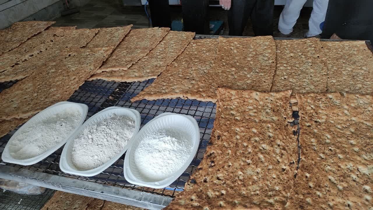 نان چهارمحال و بختیاری رنگ عوض می‌کند