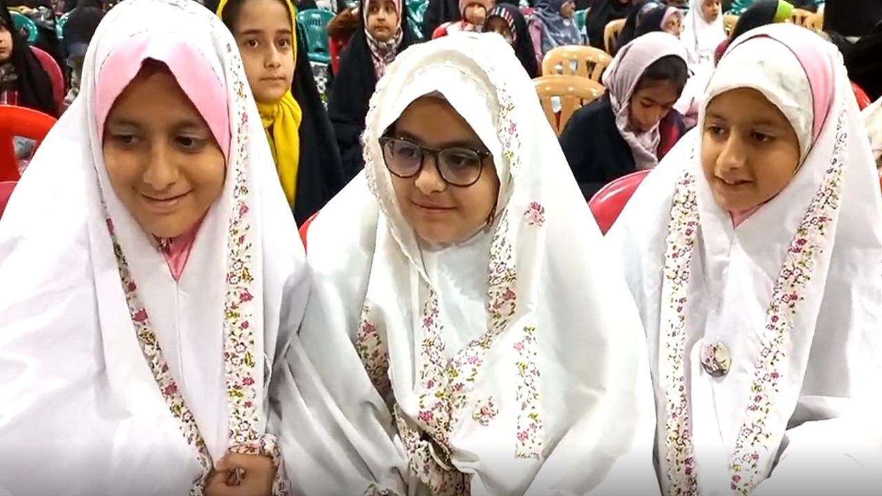 روزه اولی‌ها آغاز ماه مبارک رمضان را در گلستان شهدای اصفهان جشن گرفتند + فیلم