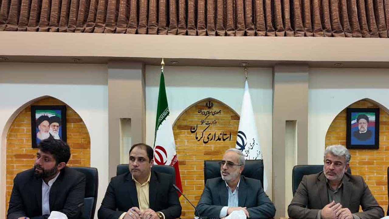 بررسی مشکلات ۲۰ کارخانه و واحد تولیدی در کرمان