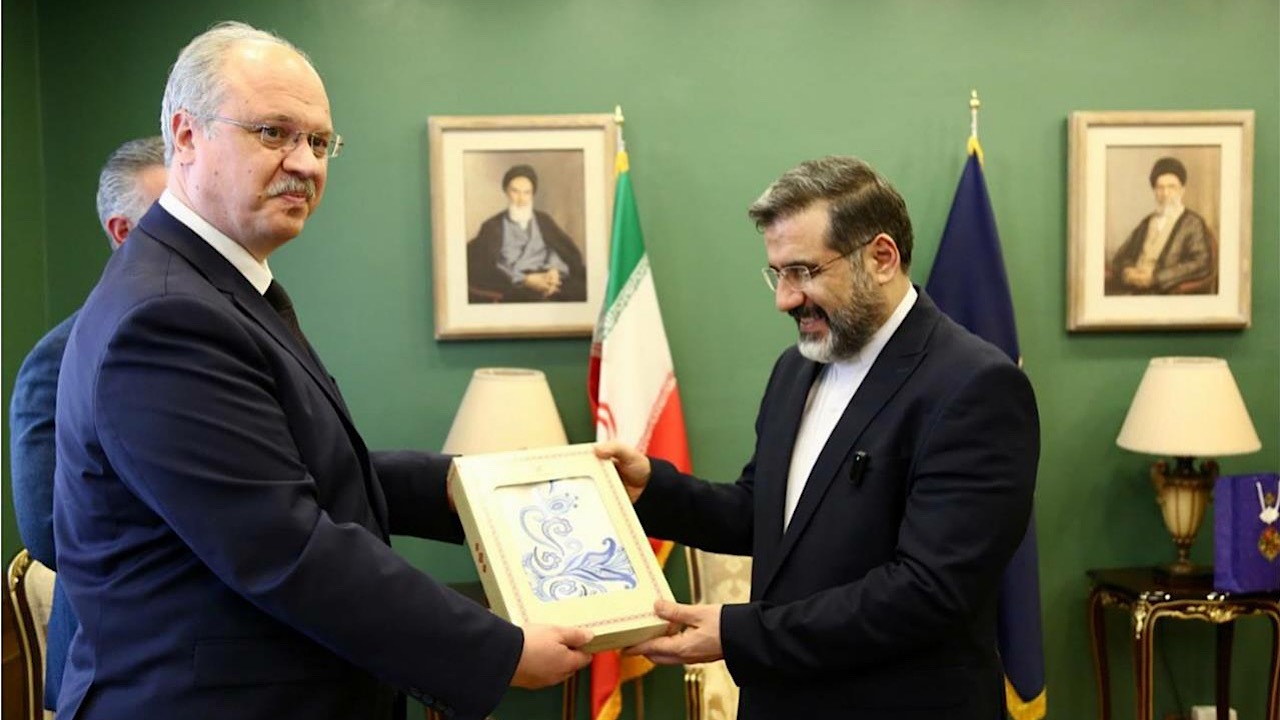 آمادگی ایران برای برگزاری جشنواره فیلم‌های شانگهای در تهران