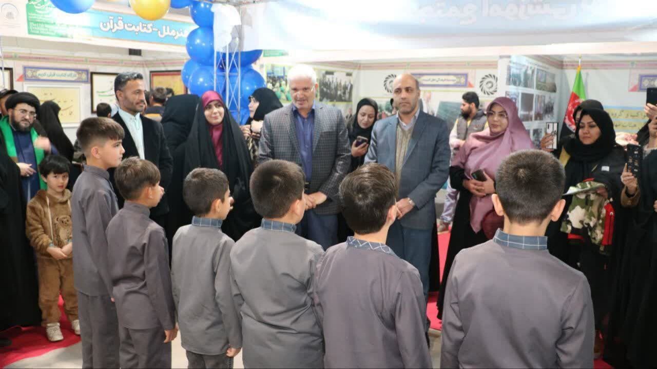 حضور اتباع در نمایشگاه قرآن و عترت مشهد