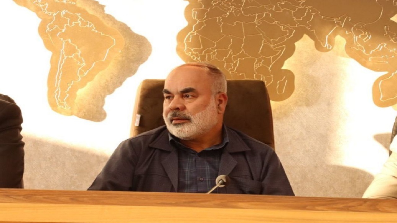 شهرداران سیستان و بلوچستان باید برای تامین هزینه‌های شهر، درآمدزایی داشته باشند