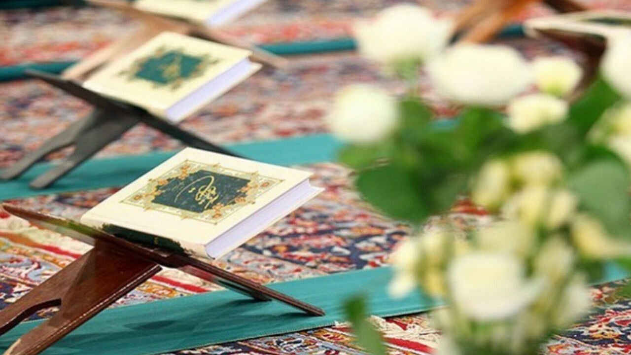 جلسات قرآنی محله به نمایشگاه بین المللی مشهد آمد