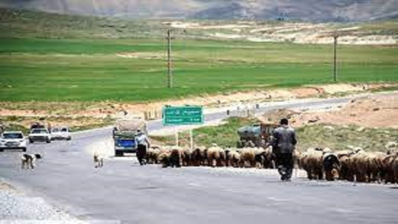 کنترل کوچ عشایر قشقایی در استان‌های جنوبی از سمیرم