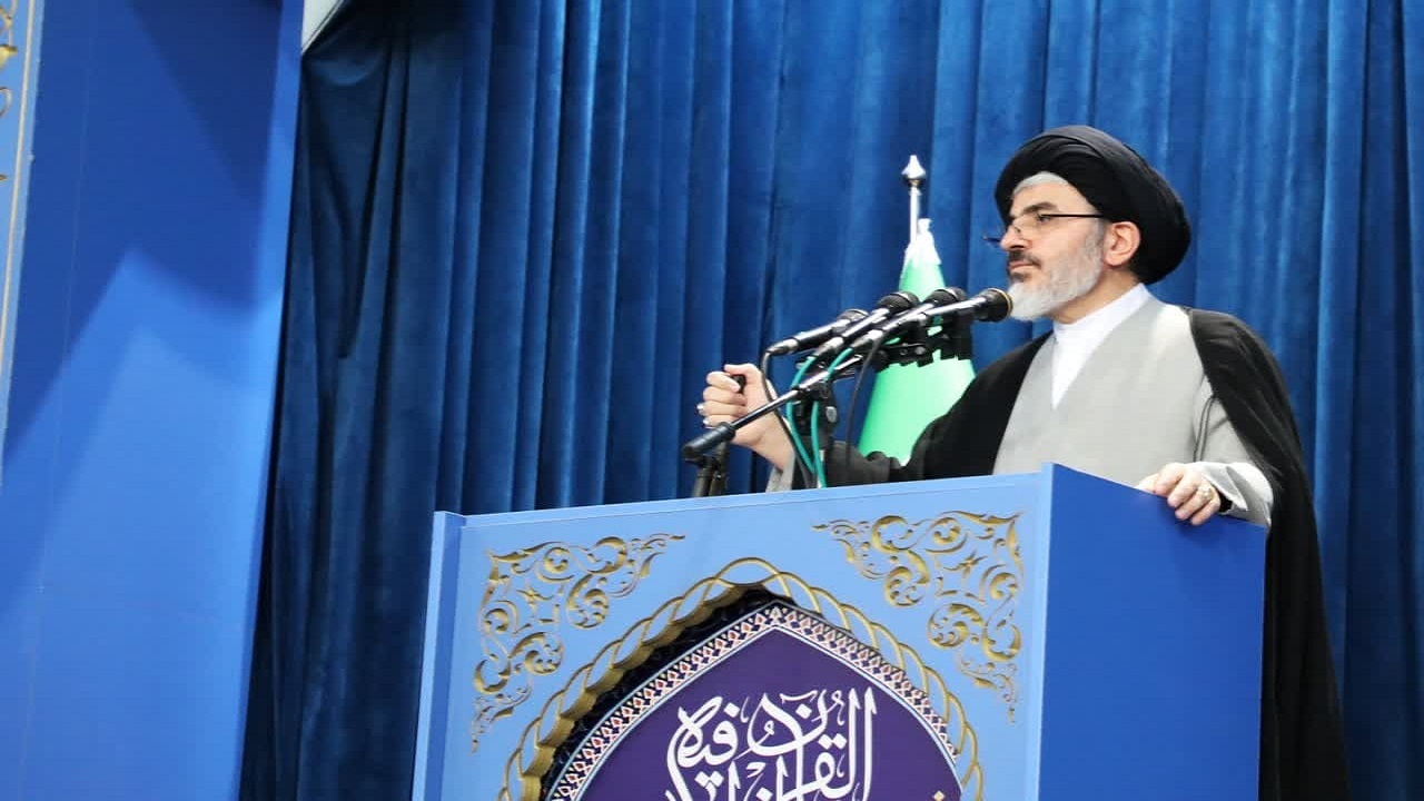 منتخبان مردم برای حل مشکلات ملی و استانی تلاش کنند