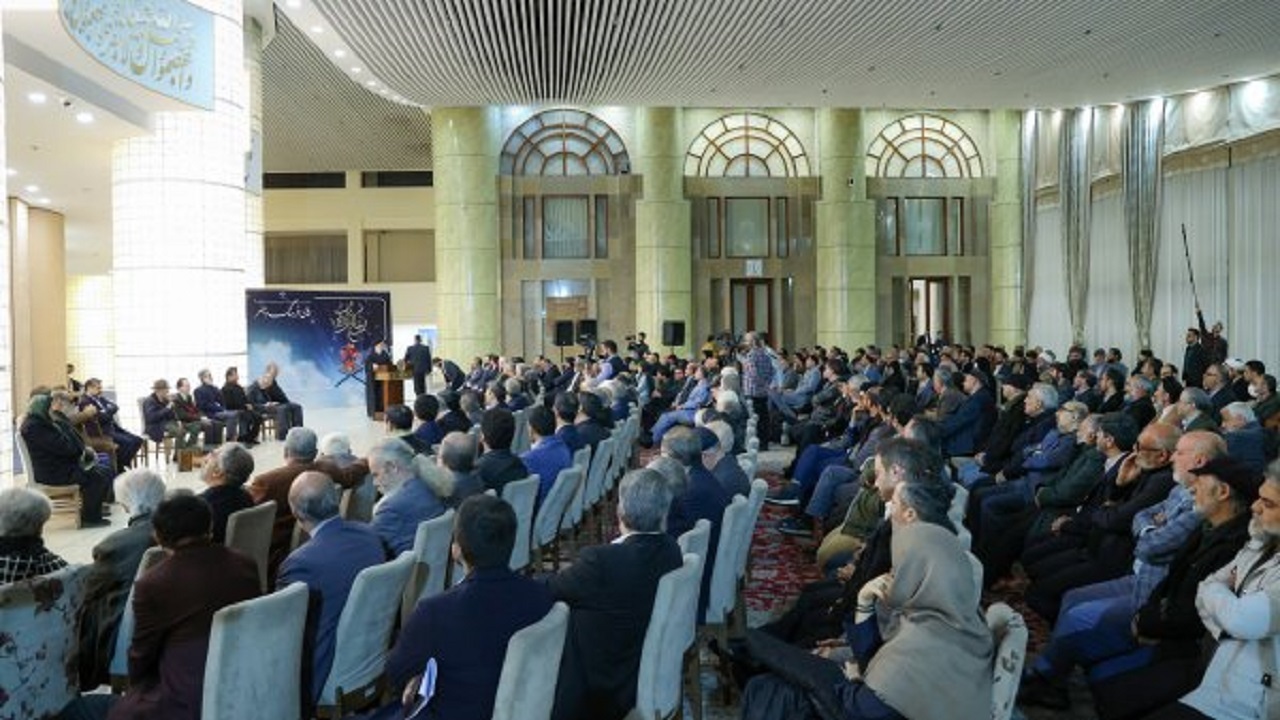 توانمندی فرهنگی همچون توانمندی‌های دفاعی و اقتصادی از عناصر اقتدارآفرینی است