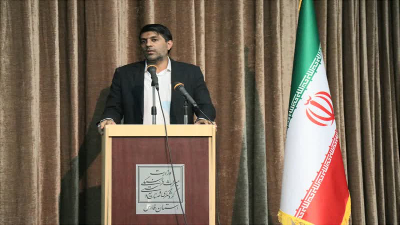 خط ونشان میراث فرهنگی فارس برای بی مجوز‌ها در حوزه گردشگری