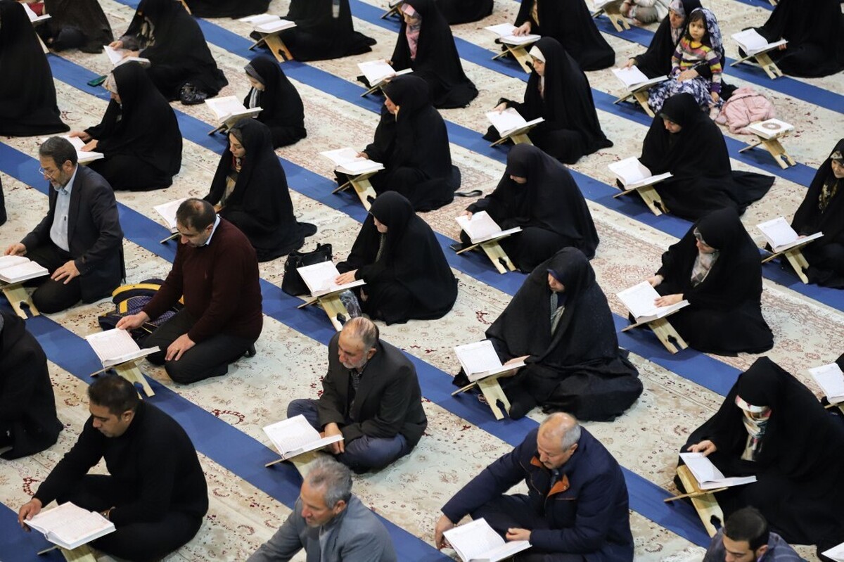 بازدید مسافران نوروزی از اماکن دیدنی زنجان