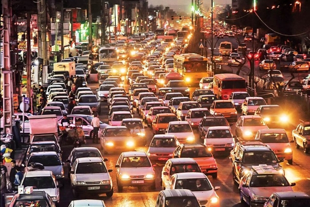 شهروندان اردبیلی از تردد غیرضروری در مرکز شهر خودداری کنند