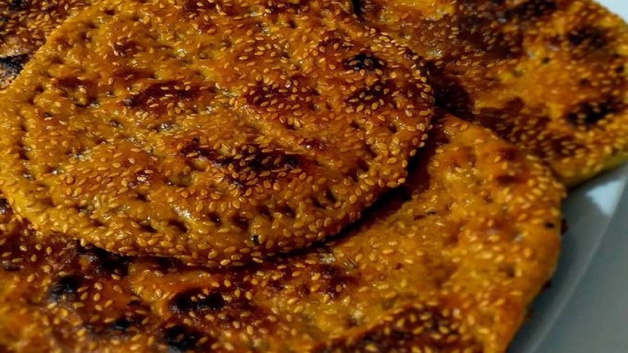 تغییر پخت ۲۴ نانوایی همدان به گرده سنتی در ماه رمضان