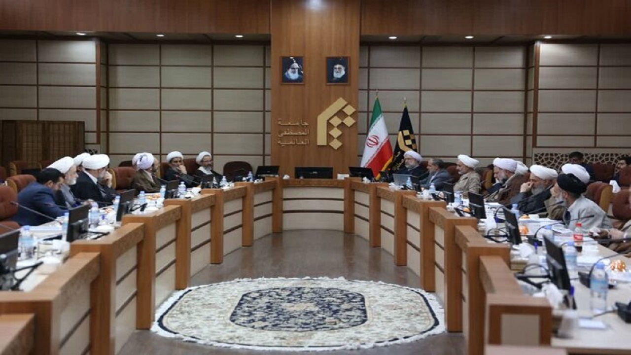 ۸ عضو هیات علمی به مرتبه استادی و دانشیاری ارتقا یافتند