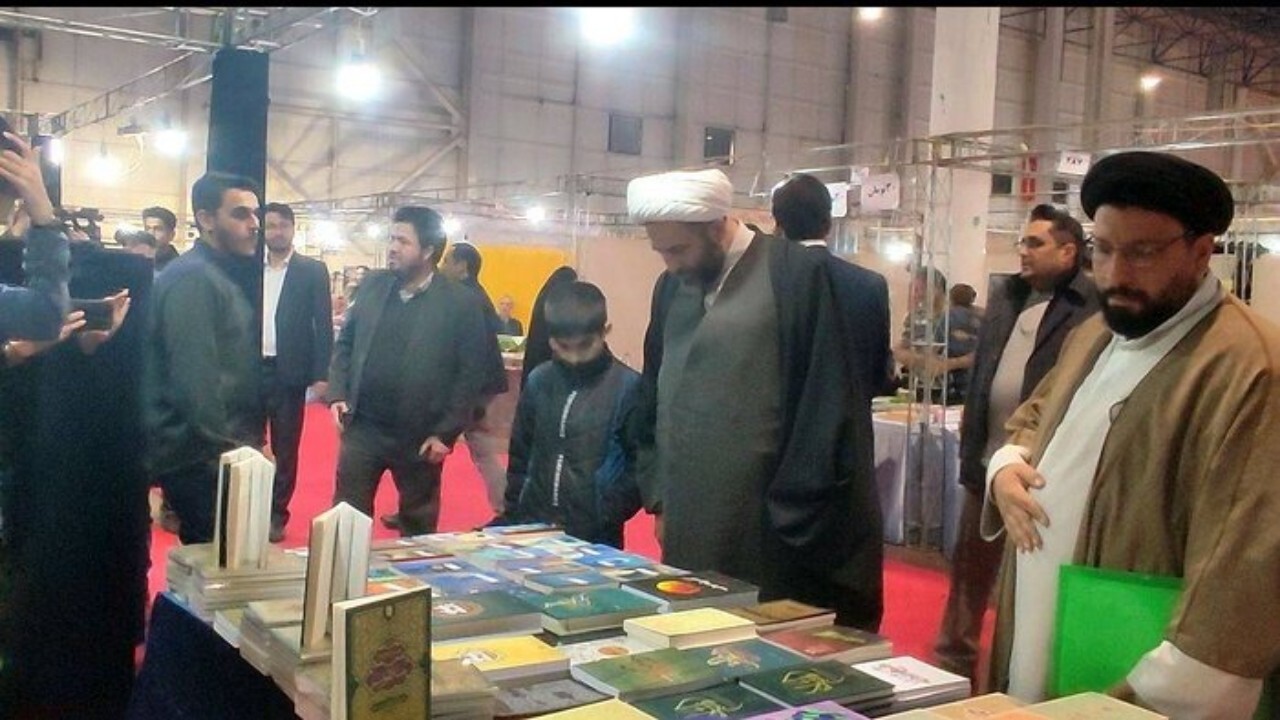 حضور افغانستانی ها در نمایشگاه بین‌المللی قرآن و عترت مشهد + فیلم