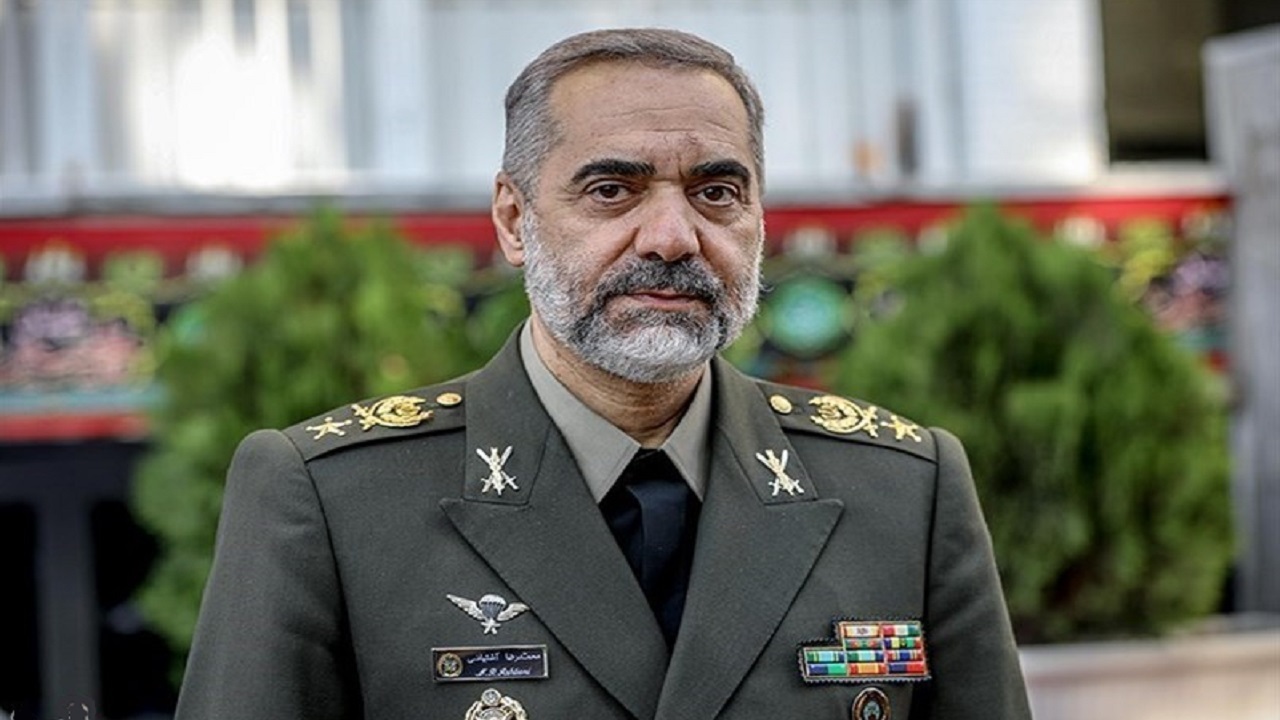 در بسیاری از تجهیزاتی که داریم به مرحله خودکفایی رسیده‌ایم