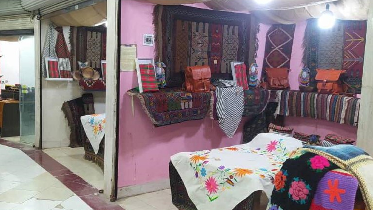 بازارچه دائمی صنایع‌ دستی در ساری به بهره برداری رسید