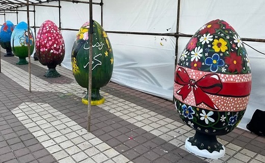 جشنواره تخم مرغ&zwnj;های رنگی در لاهیجان