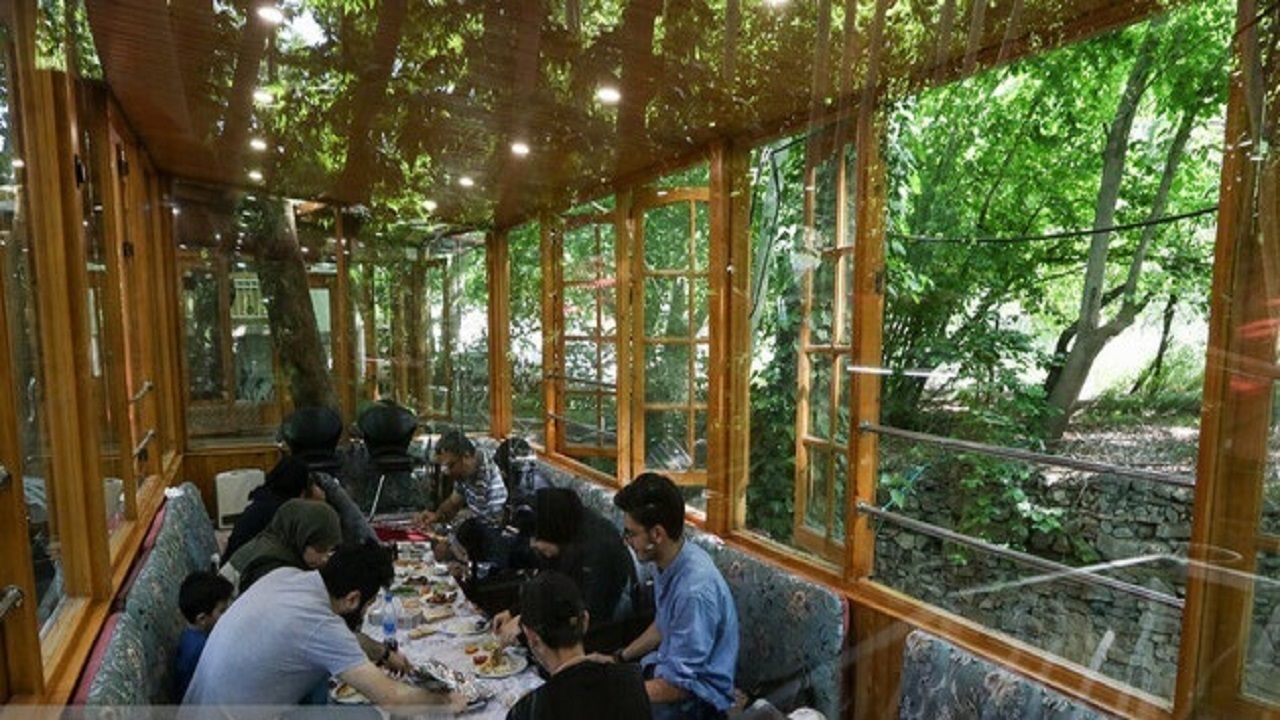 فعالیت ۵۰ رستوران در مشهد در روز طی ماه مبارک رمضان