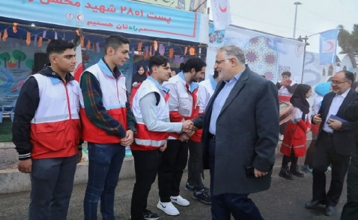بازدید استاندار قزوین از پیاده راه سبزه میدان و موزه چهلستون