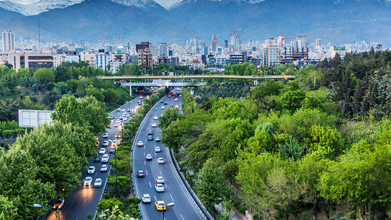 مسیر‌های گردشگری تهران مشخص شدند/ آغاز تور‌های پیاده‌روی از اول فروردین + فیلم