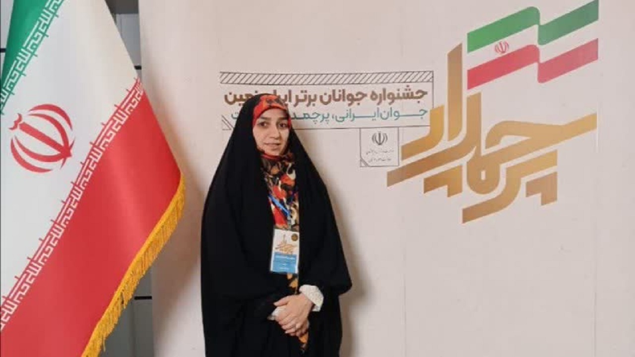 شاعر مهردشتی پرچمدار جشنواره جوانان برتر ایران زمین